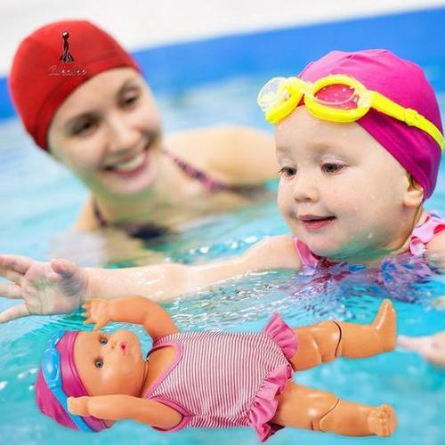 Boneca Nadadora Aline à Prova D'água - OUTLET MAMÃES